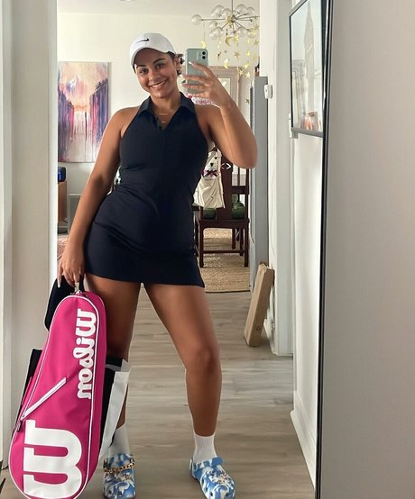 Raina Morris actrice chaude photo