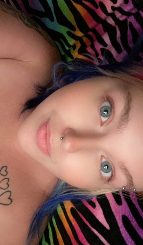 skylarswallows modèle nu galerie