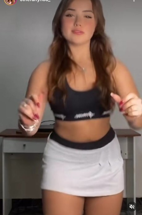 Sthefany Rios joli modèle img