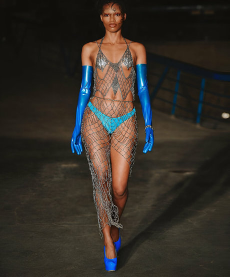 Tina Calamba star du porno parfaite photos