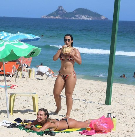 Larissa Tomasia jolie étoile img