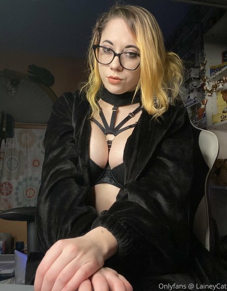 laineycat modèle images