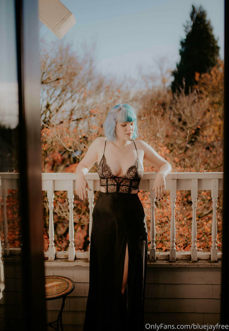 bluejayfree jolie actrice photos