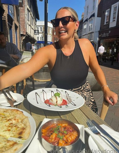 daisydootv art star du porno images