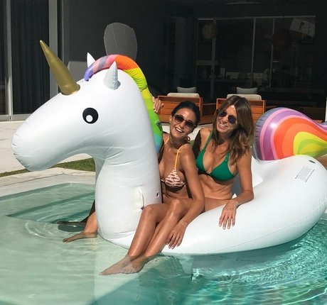 Emmanuelle Chriqui nus de stars du porno galeries