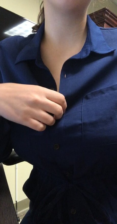 littlebitdramatic haut modèle image