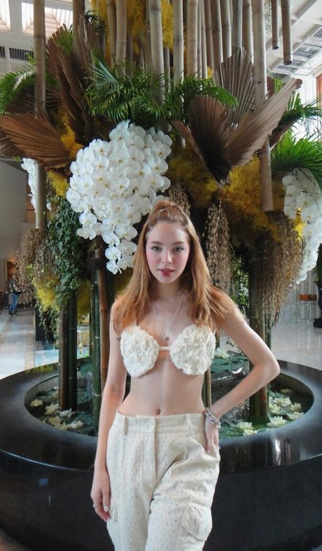 Fernanda Schneider modèle nu photos