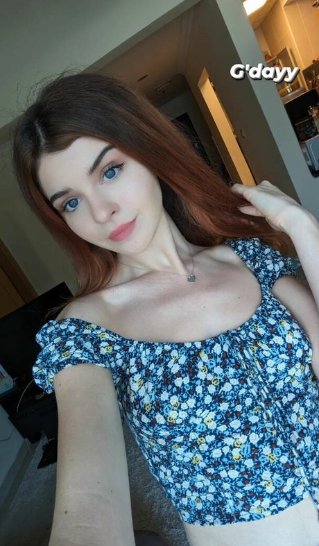 Chloe Lockley actrice exclusive galeries