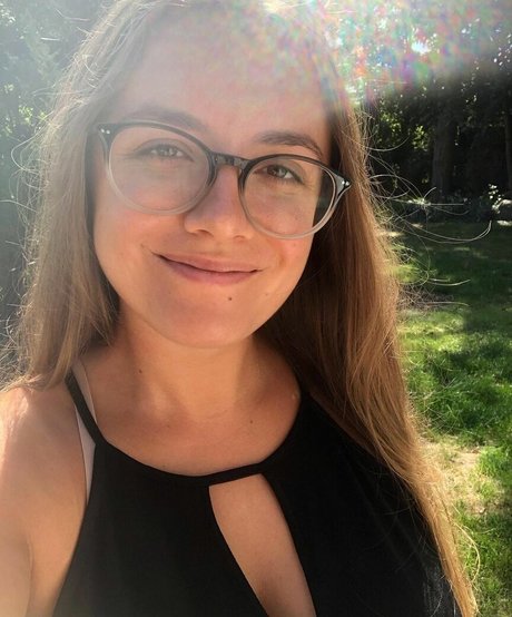 Adventures And Naps jolie actrice photos