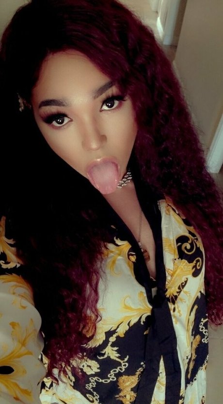 katanaxo actrice adulte collection