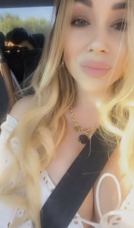 Anna Kostenko star du porno exclusive images