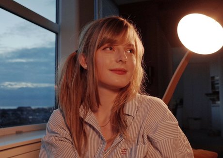 Ella Freya belle star du porno photos