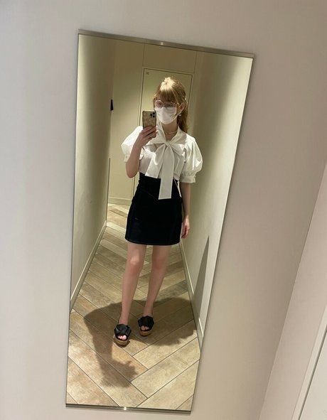 Ella Freya actrice de nus collection