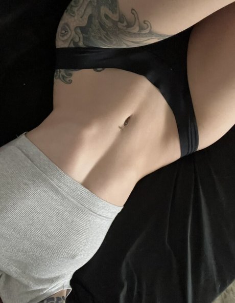 Alliury actrice de nus collection