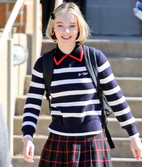 Emma Myers nus star du porno collection