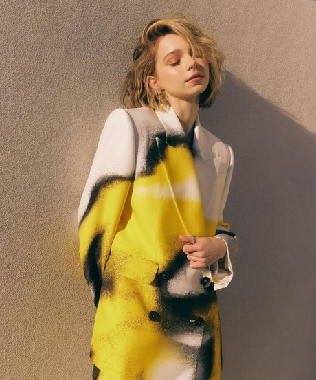 Emma Myers star du porno belle galerie