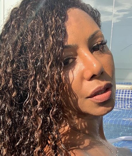 Valeria Valenssa actrice de sexe img