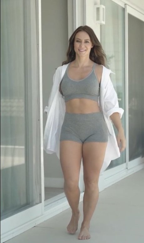 Paolla Oliveira star du porno nue des photos