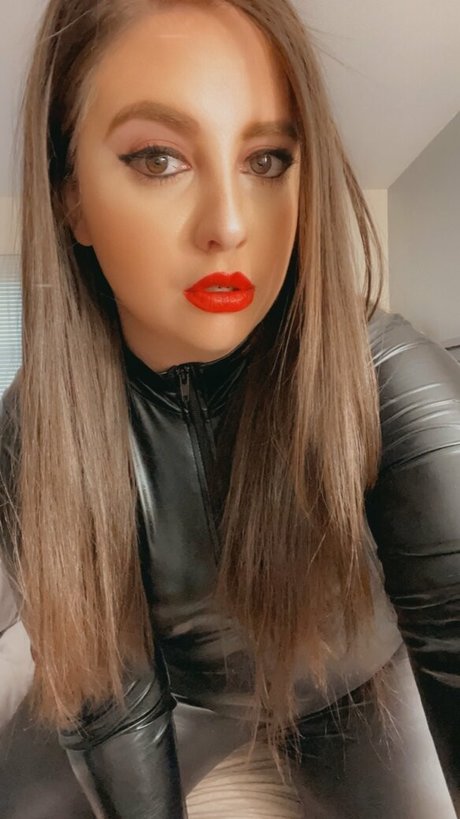 ava hadley étoile galerie