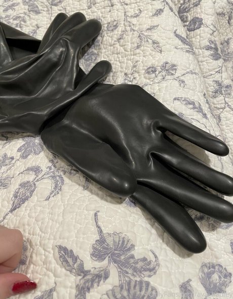 fans avec les yeux bandés assez érotique img