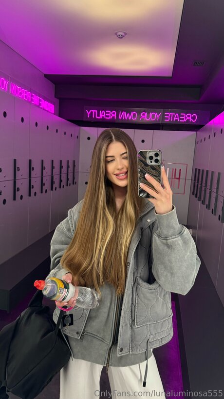 Lunaluminosa555 star pornographique img