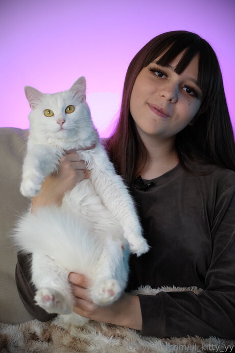 Lil Kitty Yy star exclusive img