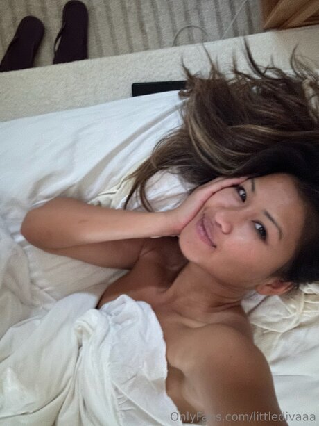 Littledivaaa star du porno de haute qualité img