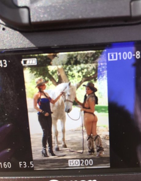 Romi Rain actrice de grande qualité images