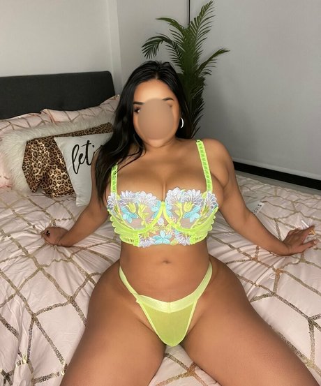 PryaDesi étoile xxx archive