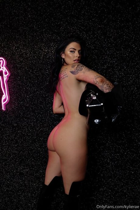 Kylie Rae art modèle images