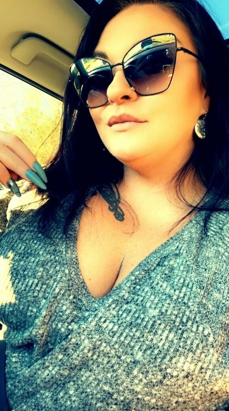 Andrea Zendejas modèles nus collection