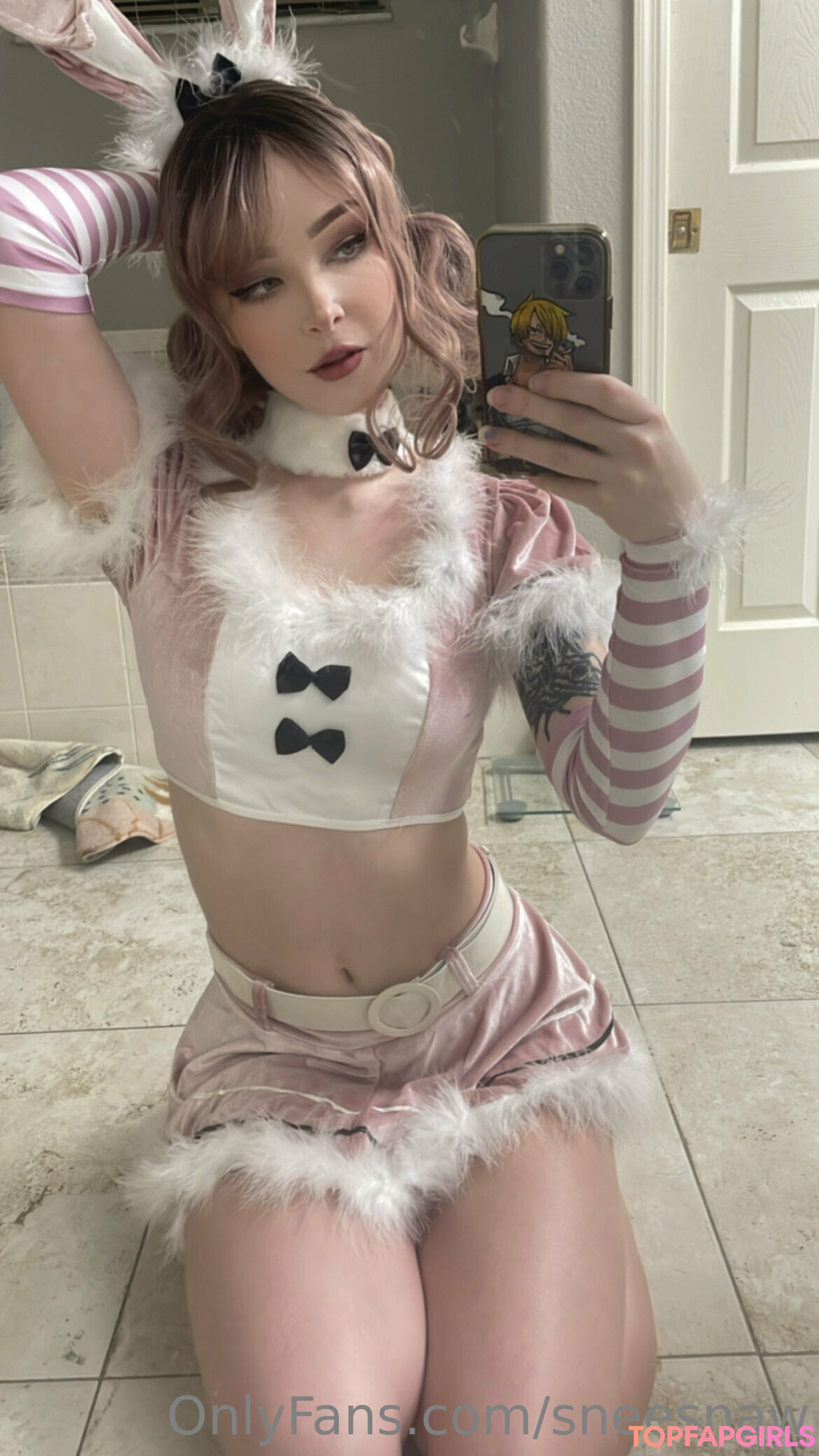 Sneesnaw modèle pornographique photos