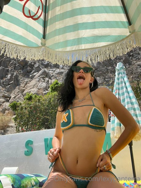 Alexis Afshar haut de star du porno galeries