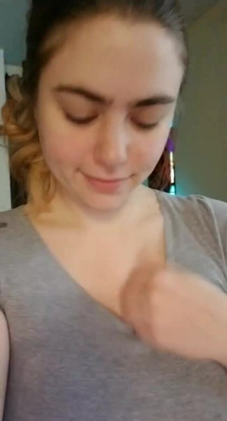 AwesomeKate modèle nu photos