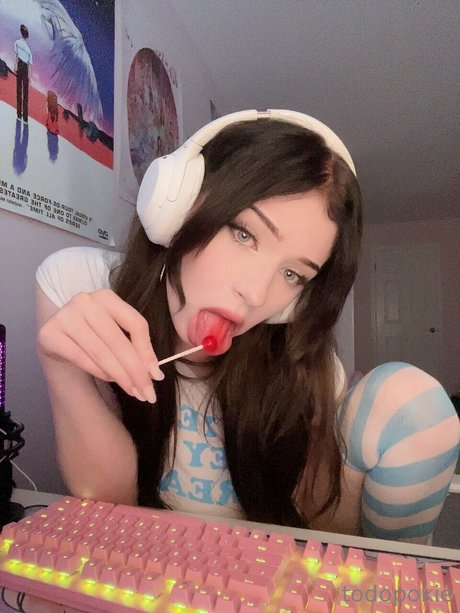 grandes aréoles onlyfans haut gratuit images