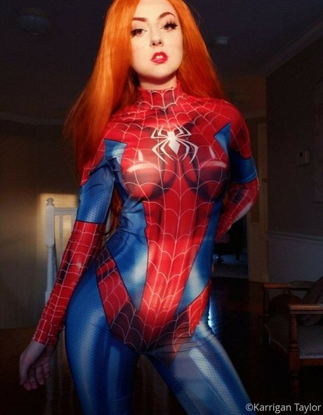 Karrigan Taylor étoile adulte photos