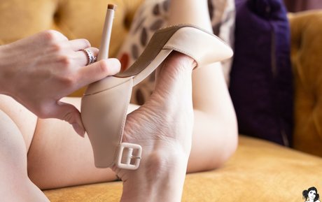 Bella Mur étoile adulte galeries