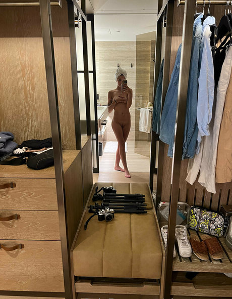 Alyssa Green modèle porno galeries