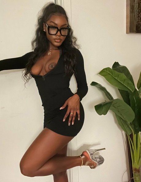 juiicyyyfruit beau modèle galerie