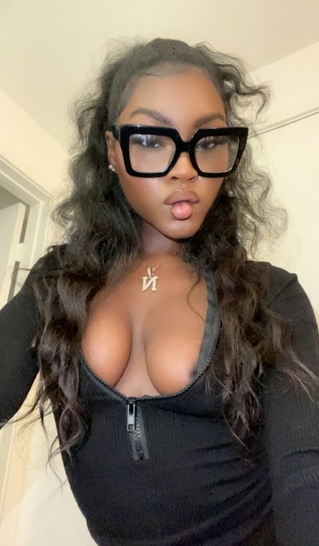 chatte dégoulinante et humide onlyfans nu exclusif galerie