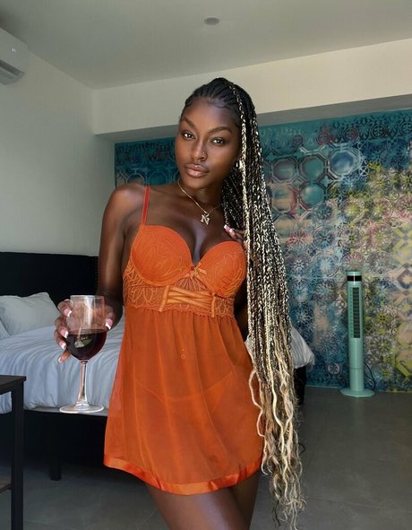 juiicyyyfruit sexe de star du porno des photos