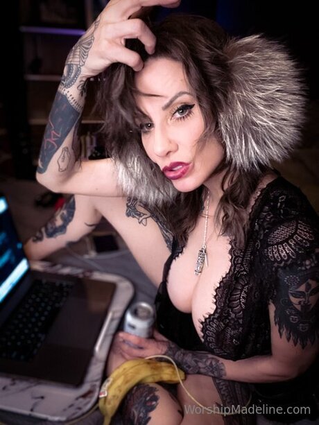 Madeline Marlowe étoile exclusive photo