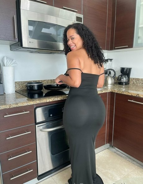 Tatiana Venezuelanvixen actrice hd photos