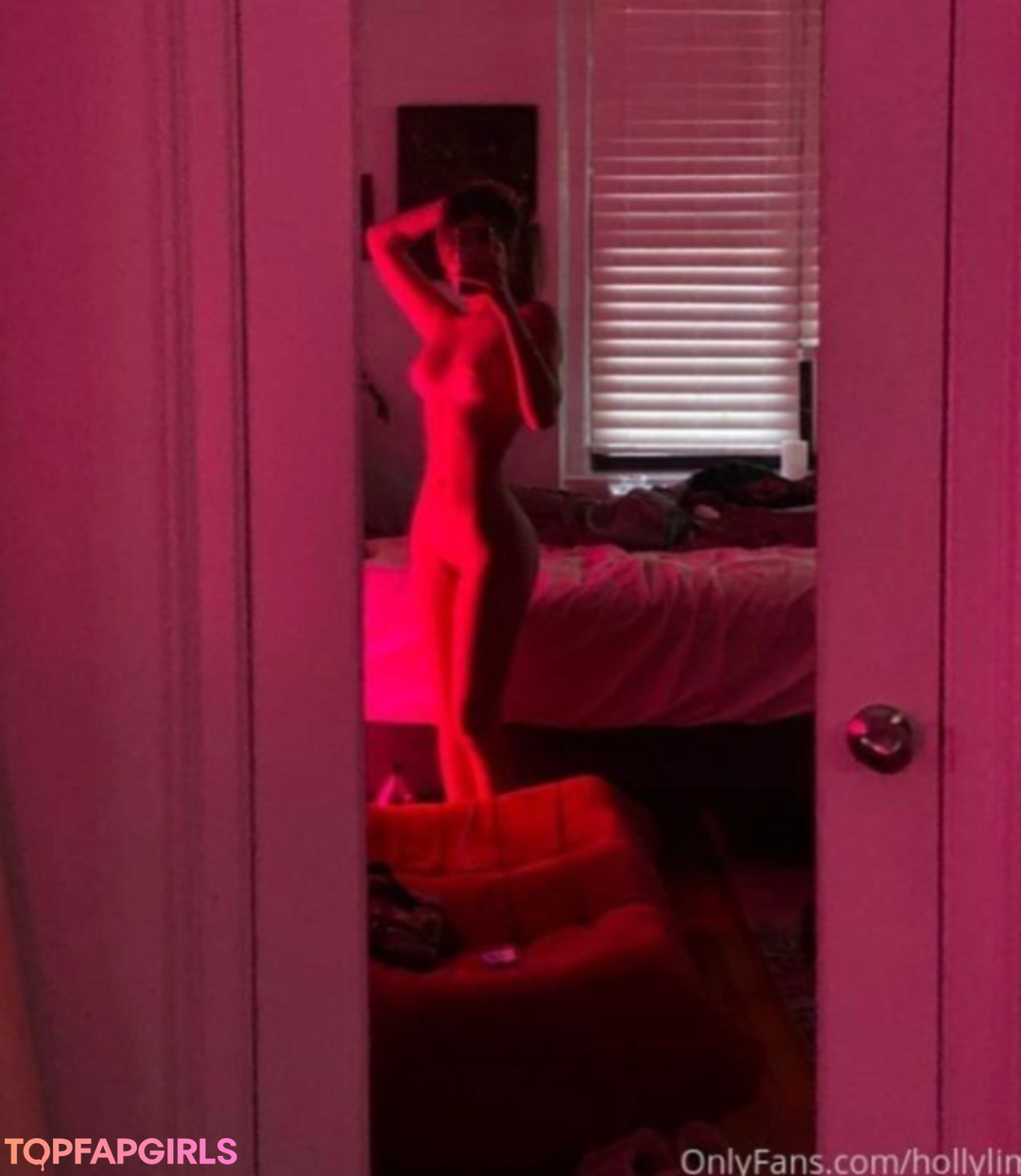 Holly Lim modèle magnifique archive