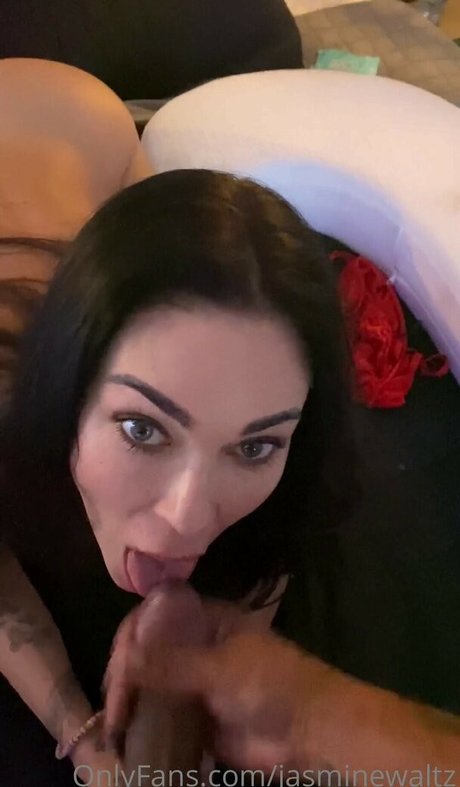 Jasmine Waltz art étoile galerie