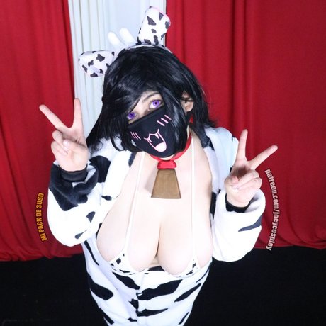 Jocy Cosplay actrice exclusive photos