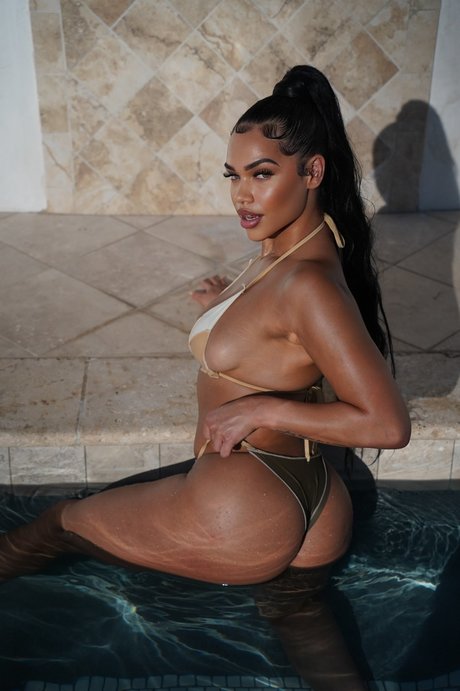 Bralynne Hughes étoile de haute qualité photo