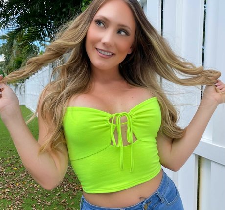 fellation en bikini onlyfans exclusif gratuit archive