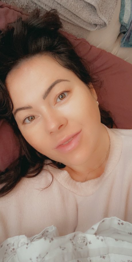 Rachel Aldana modèles nus galerie