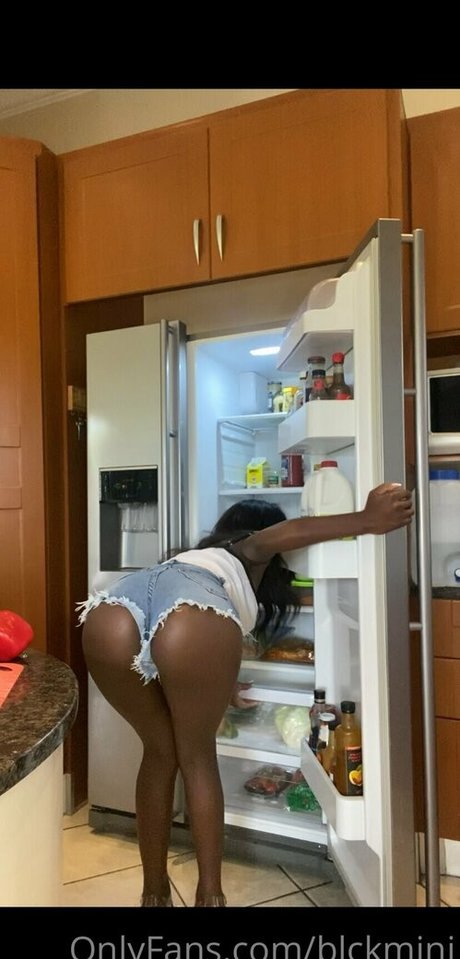 Petite mini star du porno sexy photos